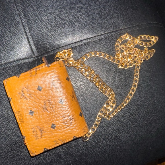MCM Tan Gold Crossbody Bag with Luxurious Chain - Picture 1 of 6